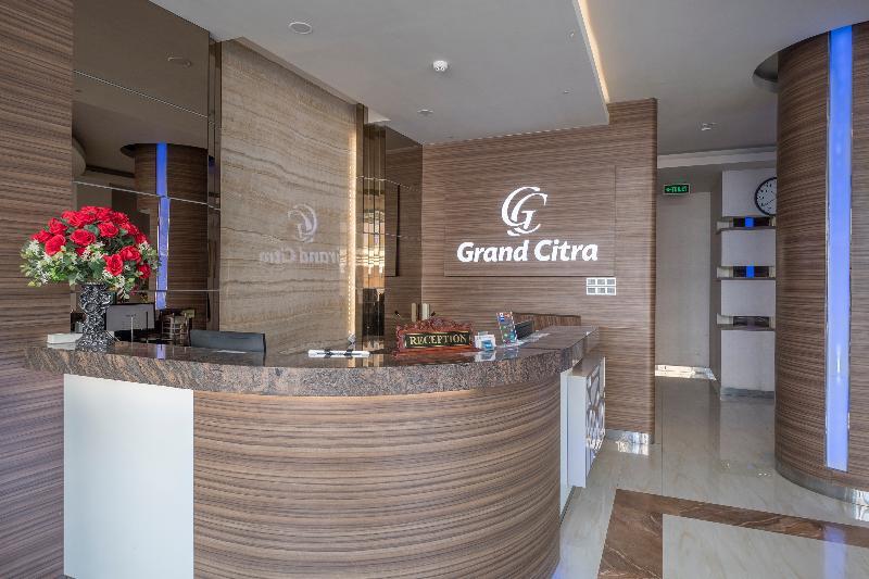 Collection O 1301 Hotel Grand Citra Makassar Exterior foto