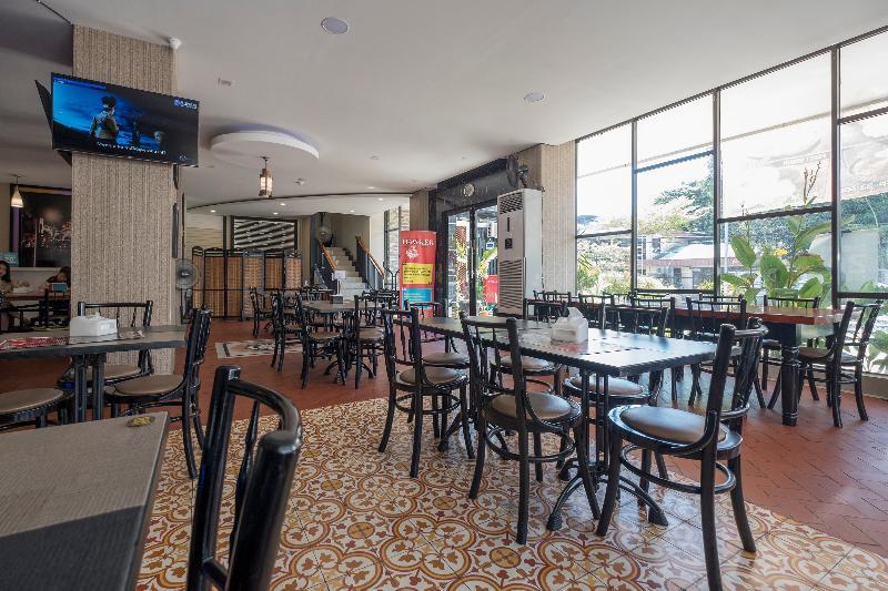 Collection O 1301 Hotel Grand Citra Makassar Exterior foto