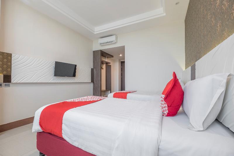 Collection O 1301 Hotel Grand Citra Makassar Exterior foto