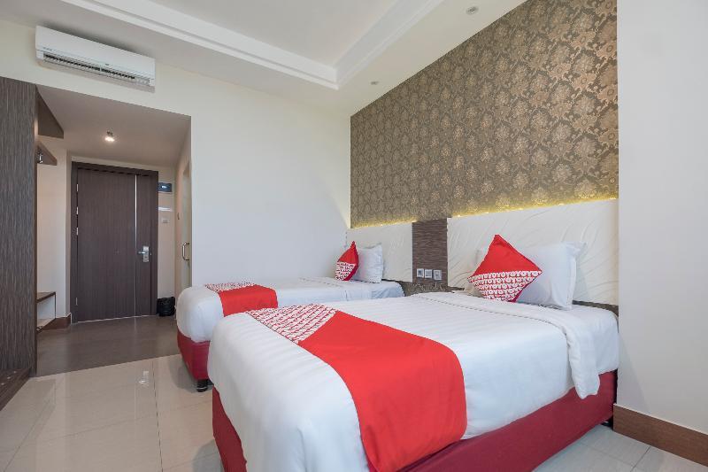 Collection O 1301 Hotel Grand Citra Makassar Exterior foto